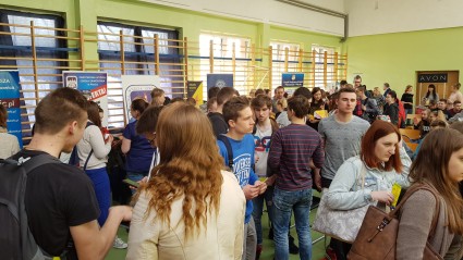 Zdjęcie artykułu III Targi edukacyjno - zawodowe "BIEG DO PRZYSZŁOŚCI"